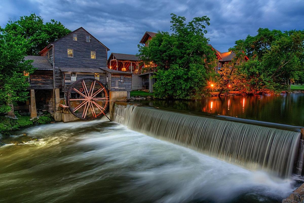 Highland Dream, Hot Tub, 1089 Free Tickets Each Paid Day, Dollywood And More Sevierville Exterior photo